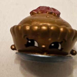 Rare With Plate Shopkins Apple Pie Alice Season 6 Bakery Team 06-057
